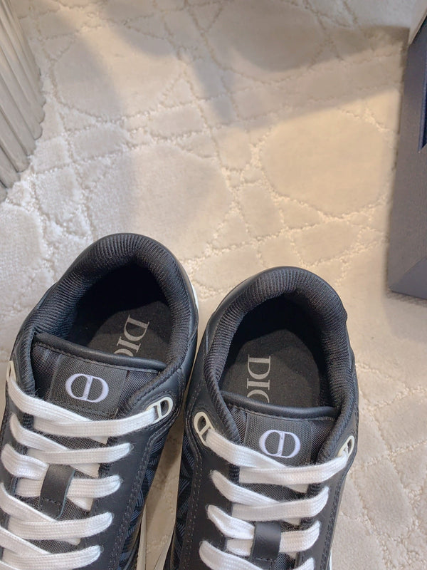 CD B27 Low-Top Sneaker Black Calfskin Diamond Print