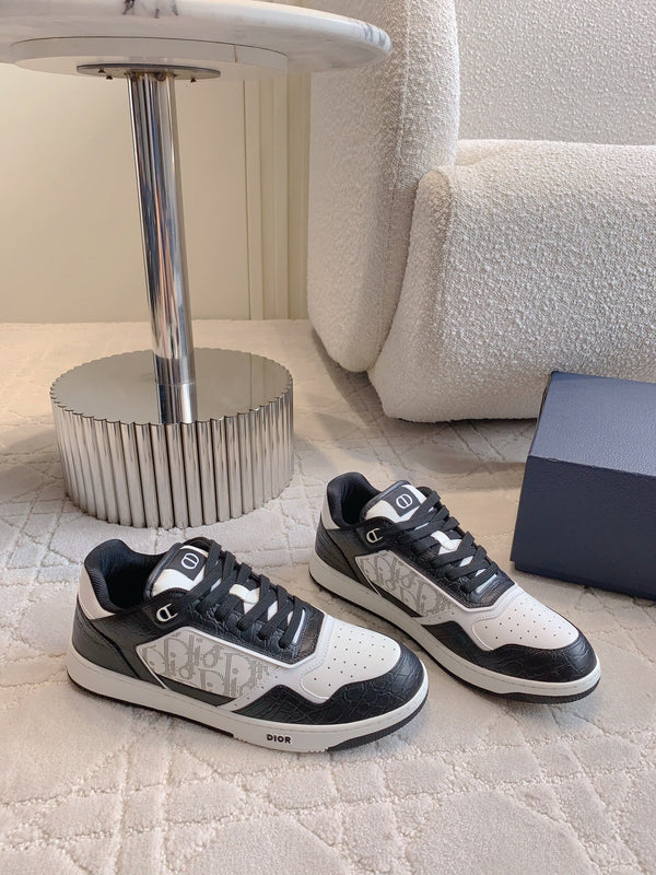 CD B27 Low-Top Sneaker White Black Print Wrinkled Calfskin