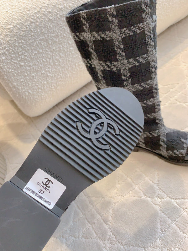 Stivali alti CC in misto tweed nero e lana riccia 145500