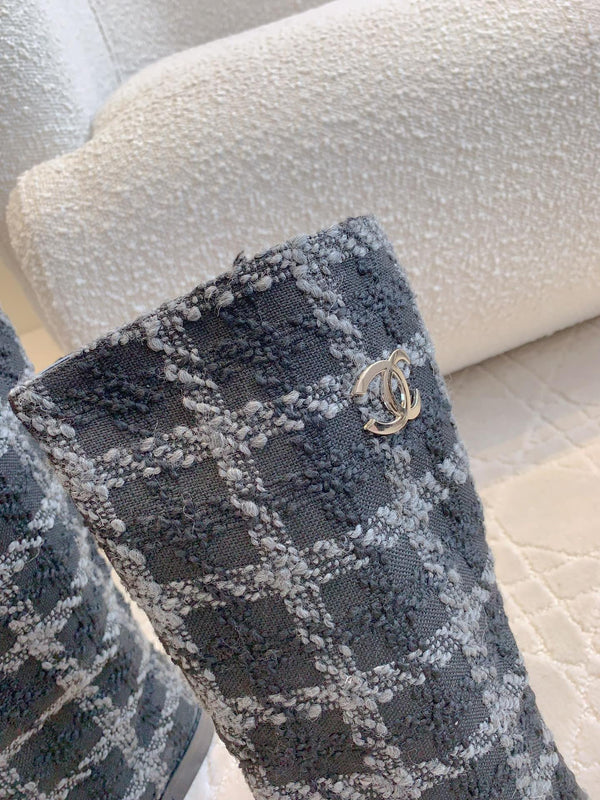 Stivali alti CC in misto tweed nero e lana riccia 145500