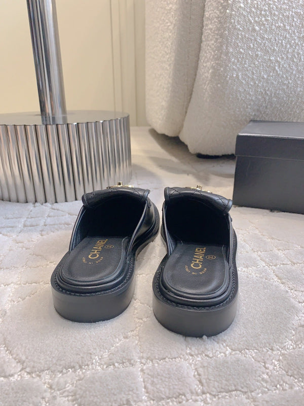 CC Mule In Black Cowhide 145661