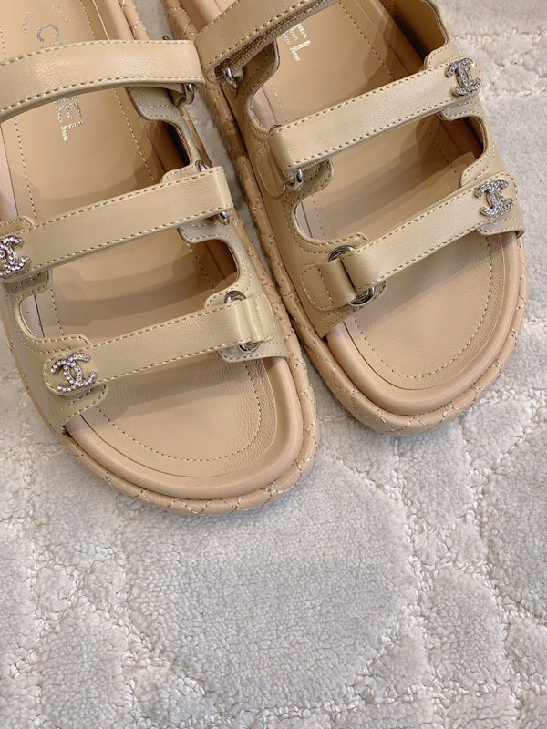 Ciabatte CC in pelle di agnello beige 145355