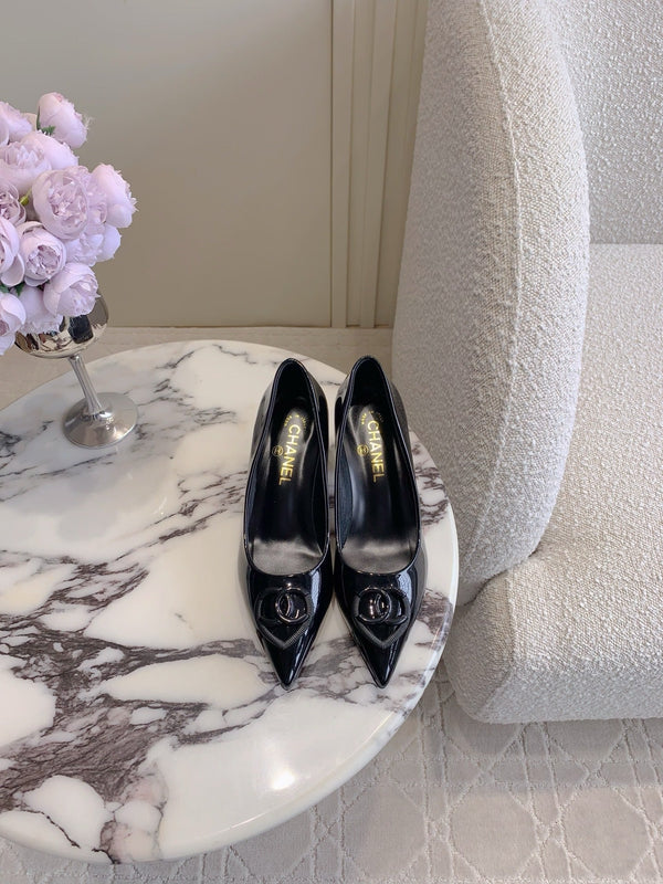 DECOLLETE' ALTA 65 MM IN VITELLO VERNICIATO NERO