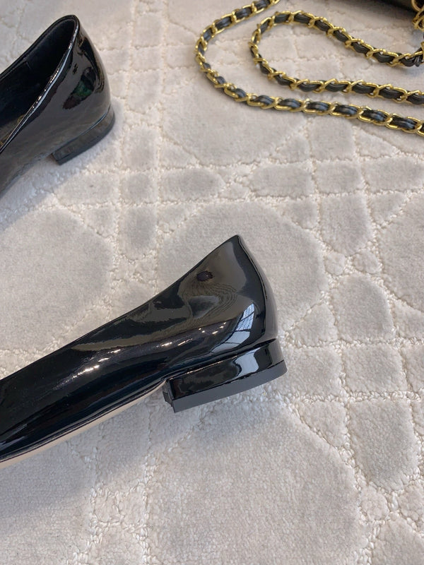 DÉCOLLETÉ PIATTA 2 CM IN VITELLO VERNICIATO NERO