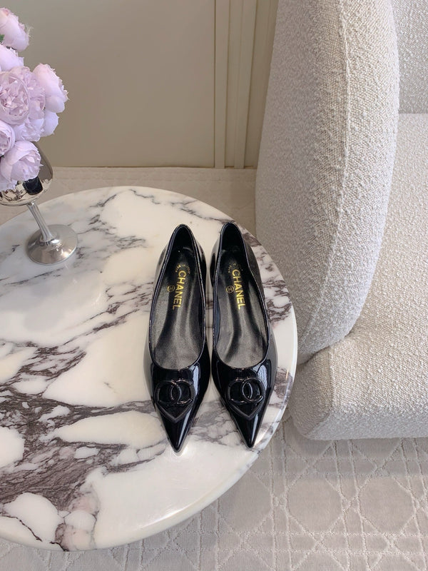 DÉCOLLETÉ PIATTA 2 CM IN VITELLO VERNICIATO NERO