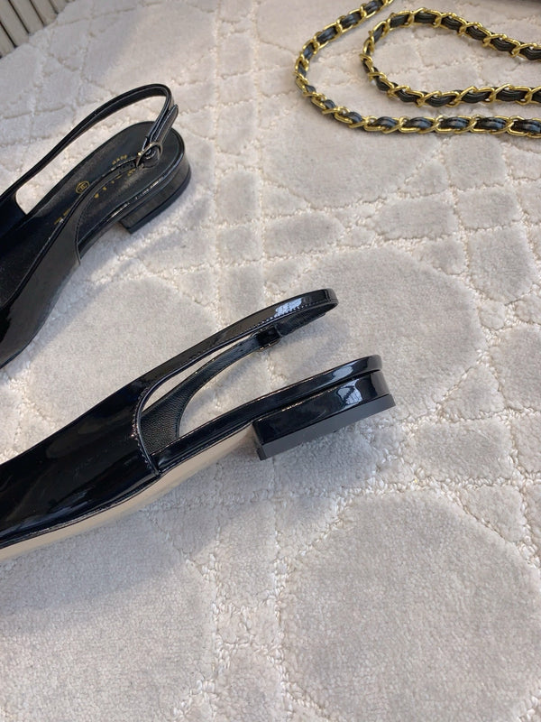 SLINGBACK PIATTE 2 CM IN VITELLO VERNICIATO NERO