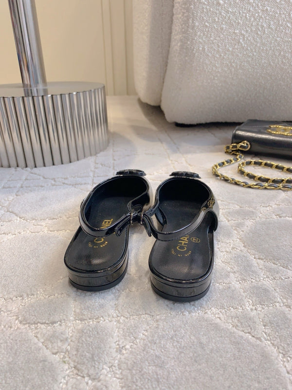 SLINGBACK PIATTE 2 CM IN VITELLO VERNICIATO NERO