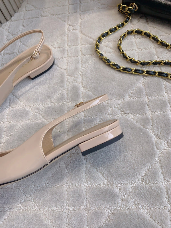 SLINGBACK PIATTE 2 CM IN VITELLO VERNICIATO BEIGE CREMA