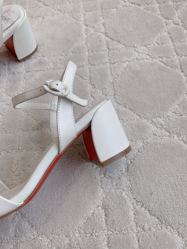 CL Simple Sandals White Sheepskin 328457