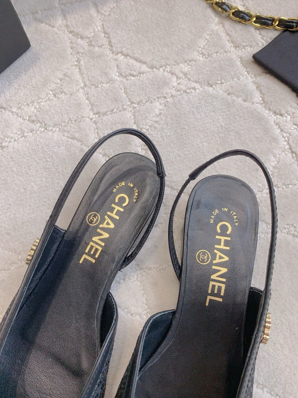 CC Cap Toe Slingback Black Lamskin & Glitter 404279