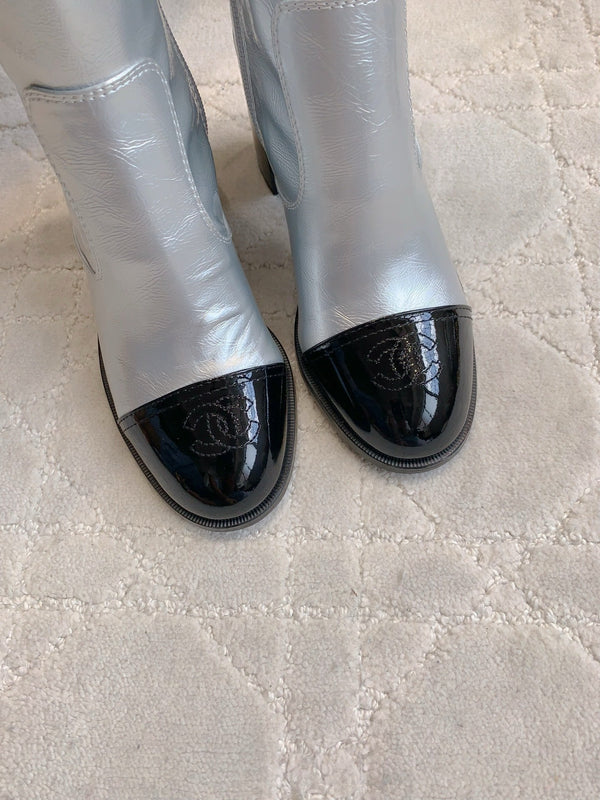 CC 25 Heeled Long Boot Silver mix Black Patent Leather 516680