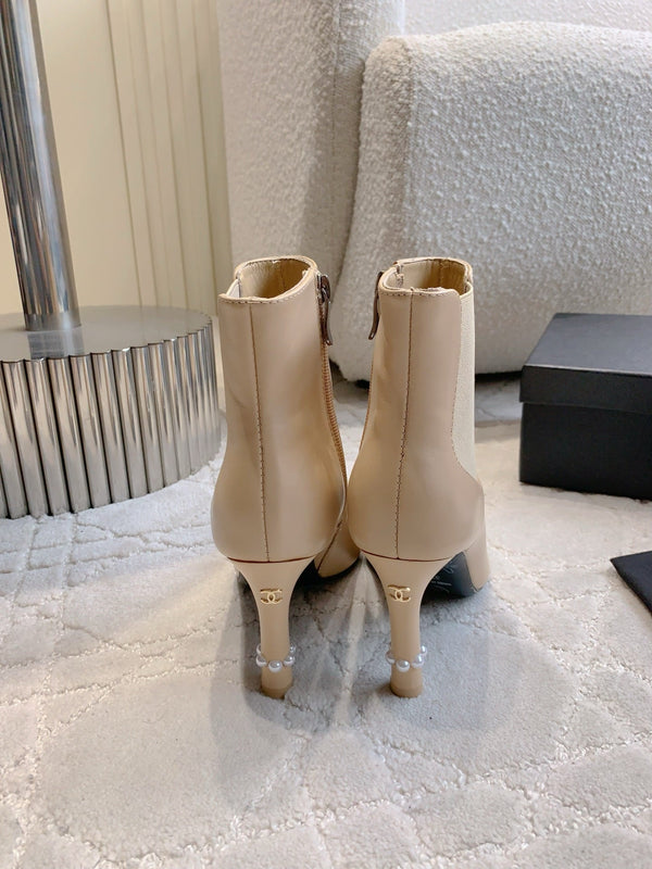 CC 25 Pearl Heel Boot Beige Calfskin 516655