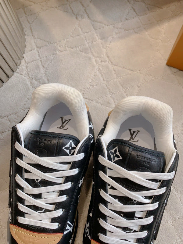 LV BUTTERSOFT Sneaker Black Monogram-Printed Lambskin 516880