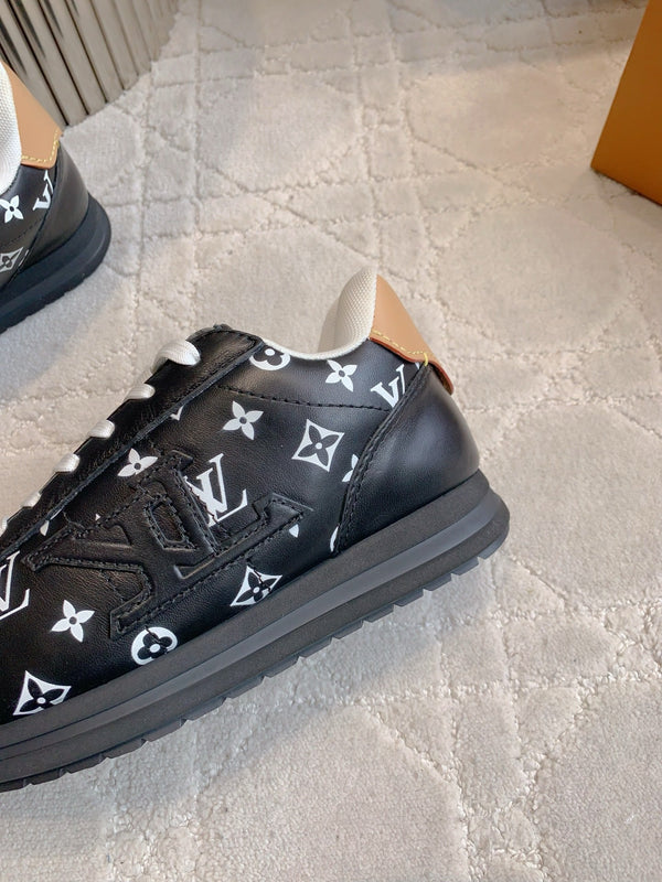 LV BUTTERSOFT Sneaker Black Monogram-Printed Lambskin 516880