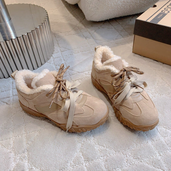 UGG Lowmel Sneakers Light Beige Suede and Fleece 516902.