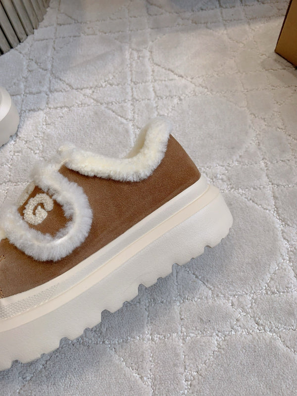 UGG Tazz Slipper Loafers Brown Mix Beige  Suede and Fleece 516904