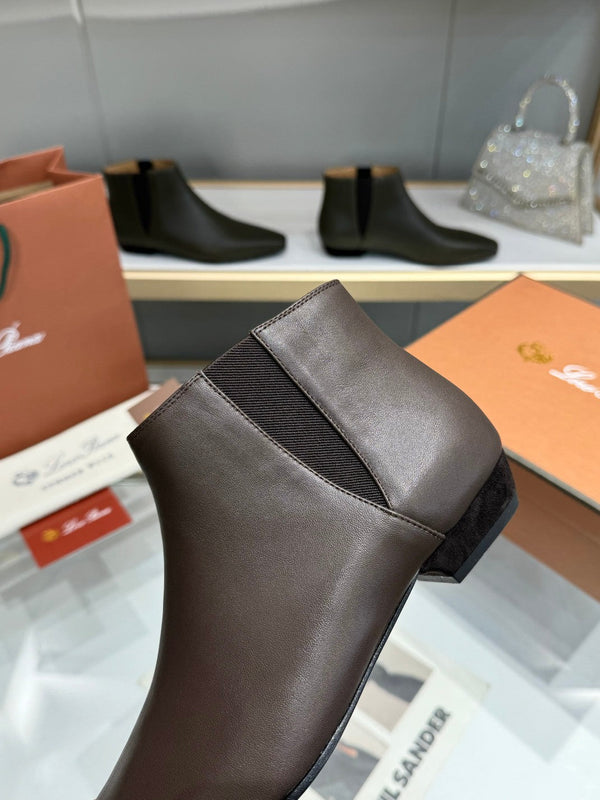 LP Sumire Ankle Boot In Earth Brown Nappa Calfskin 980110