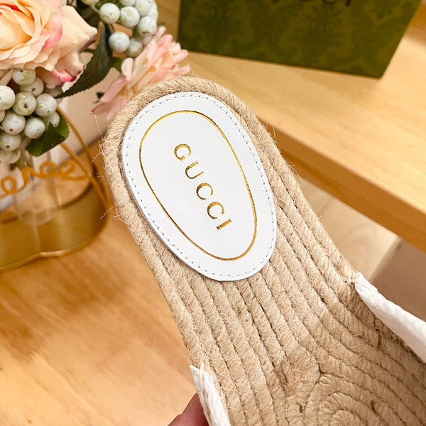 Sandali con logo GG Casual Style bianchi