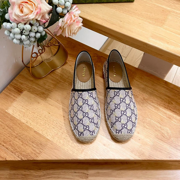 GG  Supreme Flat Shoes White Caro