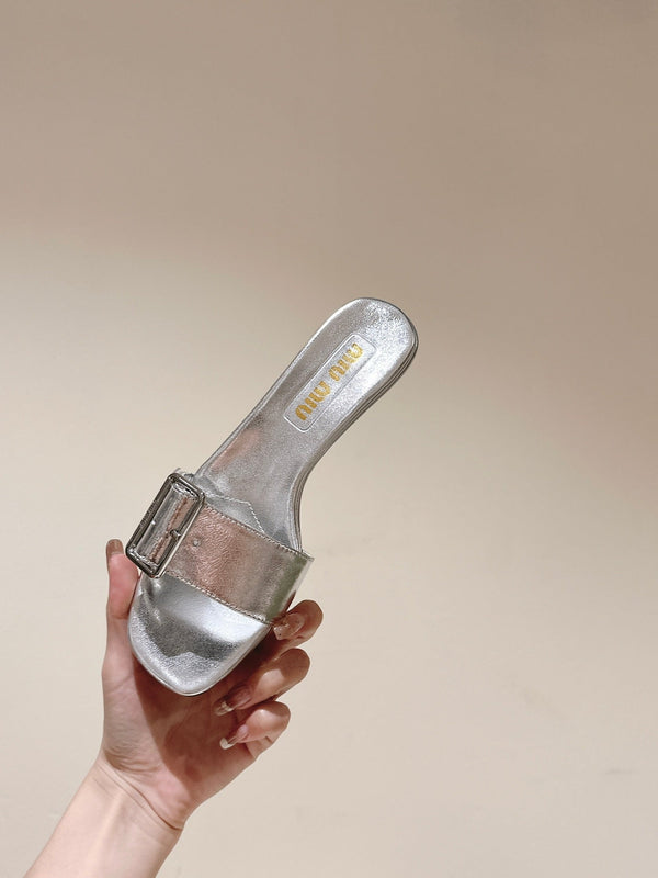 Miu x Balanc Studded Buckle Elegant Mules 45mm Sliver Patent Leather 445868