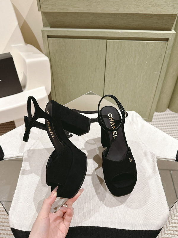 CC HIGH SANDAL BLACK SUEDE CALFSKIN