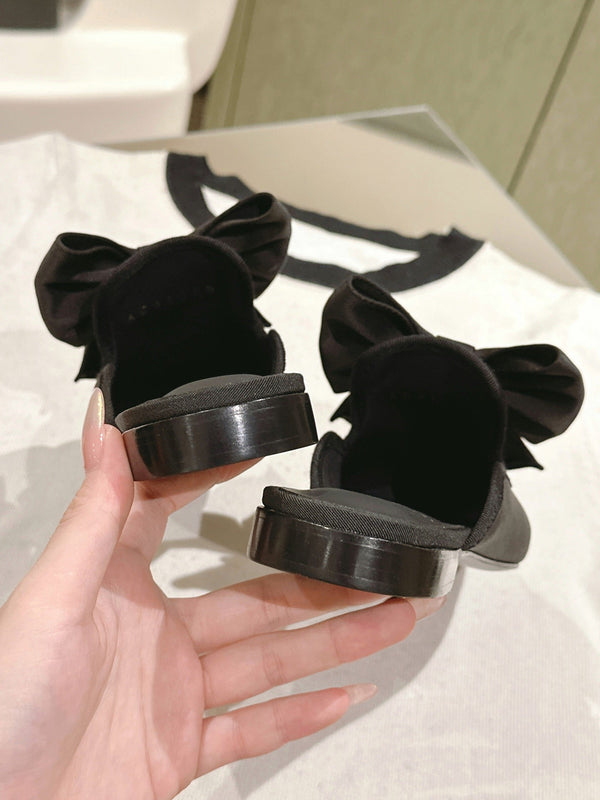 CC MULE WITH SILK BOW AND BLACK LAMBSKIN