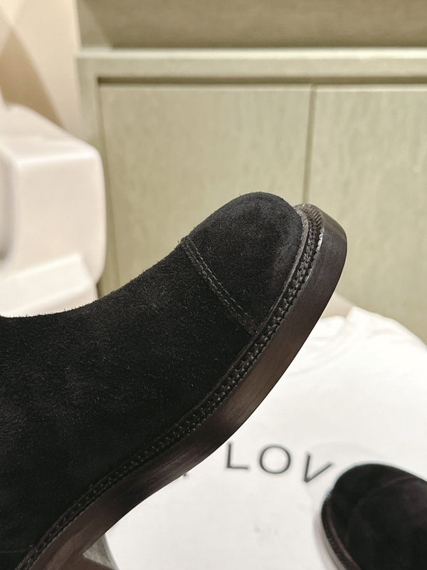 CC SHORT BOOTS BLACK SUEDE CALFSKIN