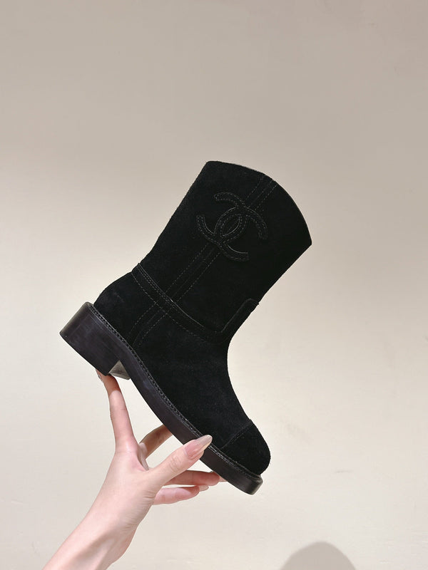 CC SHORT BOOTS BLACK SUEDE CALFSKIN