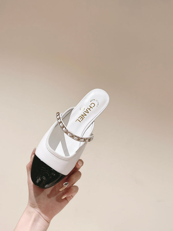 cc mule catena in pelle vitello bianco vitello verniciato nero