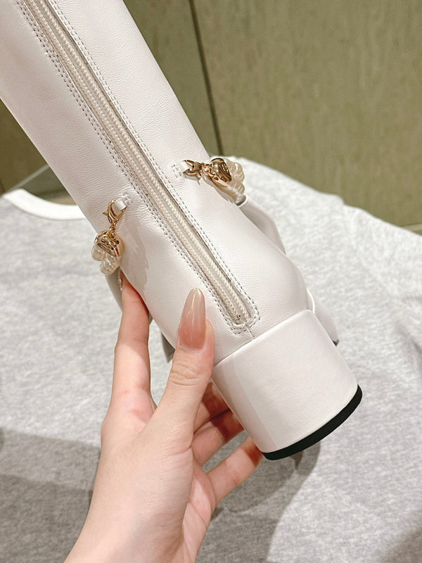 CC 24A Pearl Bow Knee-High Boots 65mm White Sheepskin 447464