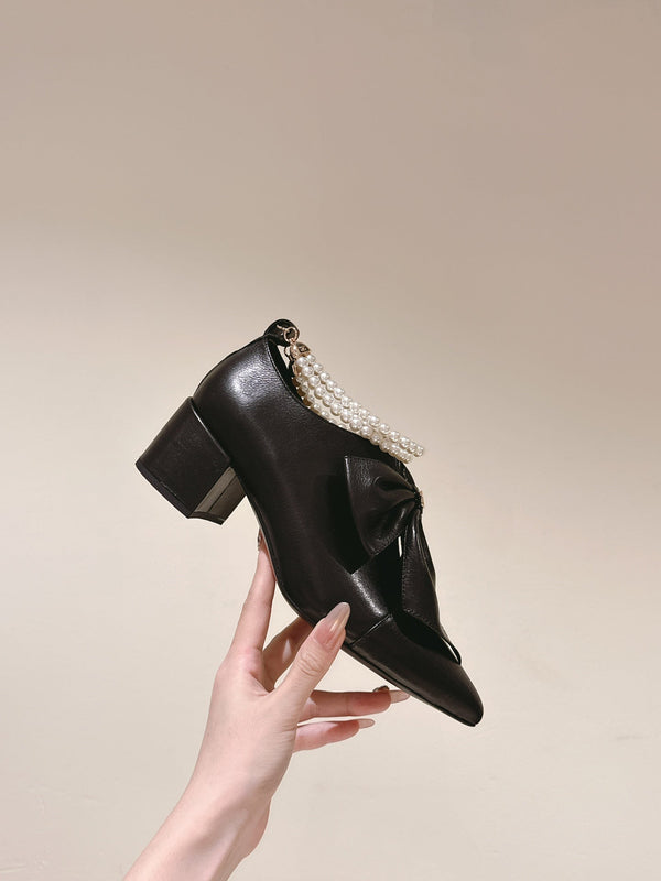 CC 24A Pearl Bow Slingbacks 65mm Pelle di pecora nera 447465