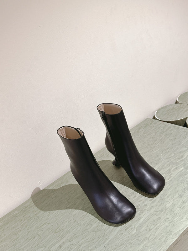 Loewe Round-Toed Boots 85mm Black Mixed Sheepskin 448450