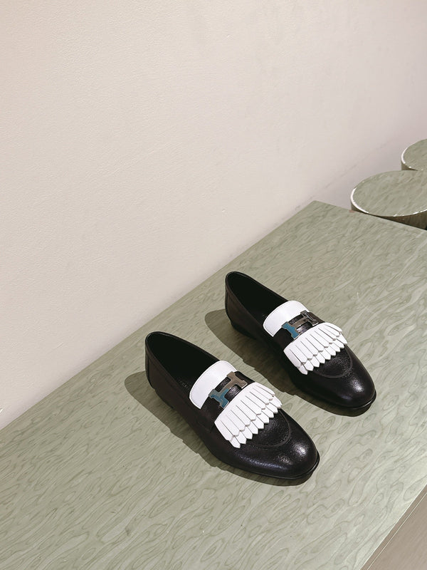 HM Mocassins Royal Loafers Black White Sheepskin 445007