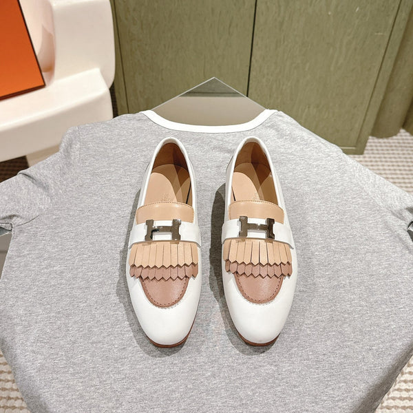 HM Mocassins Royal Loafers White Beige Sheepskin 445010