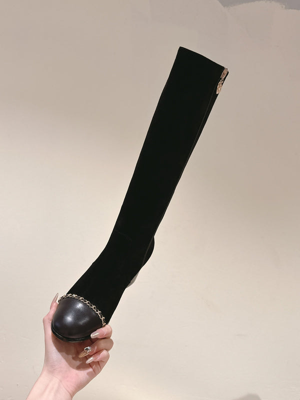 CC 24 FW Knee-High Boots with Chain 70mm Black Suede 447183