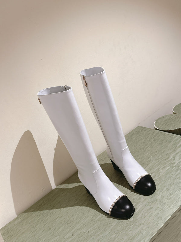 CC 24 FW Knee-High Boots with Chain 70mm White Black Cowhide 447184