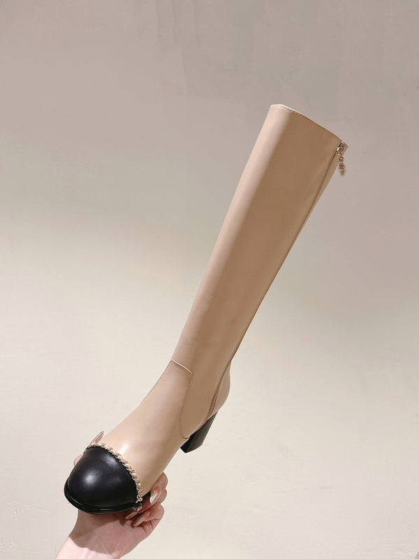 CC 24 FW Knee-High Boots with Chain 70mm Beige Black Cowhide 447185
