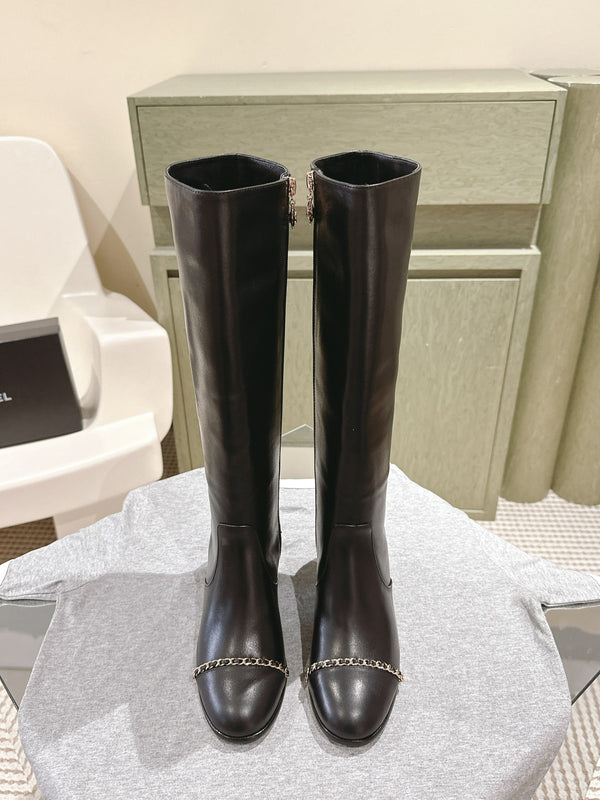 CC 24 FW Knee-High Boots with Chain 70mm Black Cowhide 447186