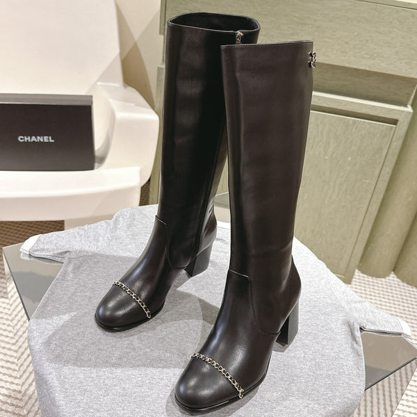 CC 24 FW Knee-High Boots with Chain 70mm Black Cowhide 447186