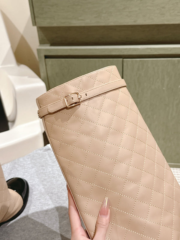 CC 24ss Fold-Over High Boots 40mm Beige Quilted Sheepskin 447475