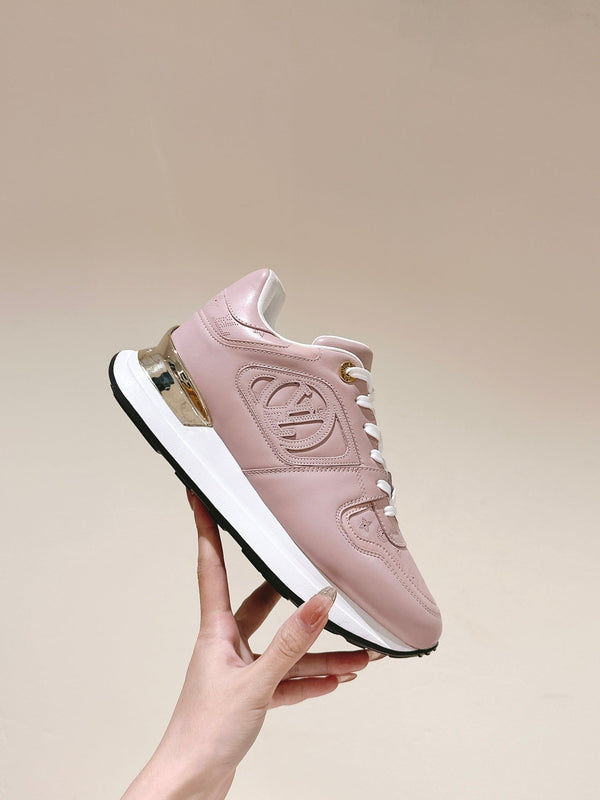 LV Neo Run Away Sneaker 50mm in pelle di vacchetta color quarzo rosa