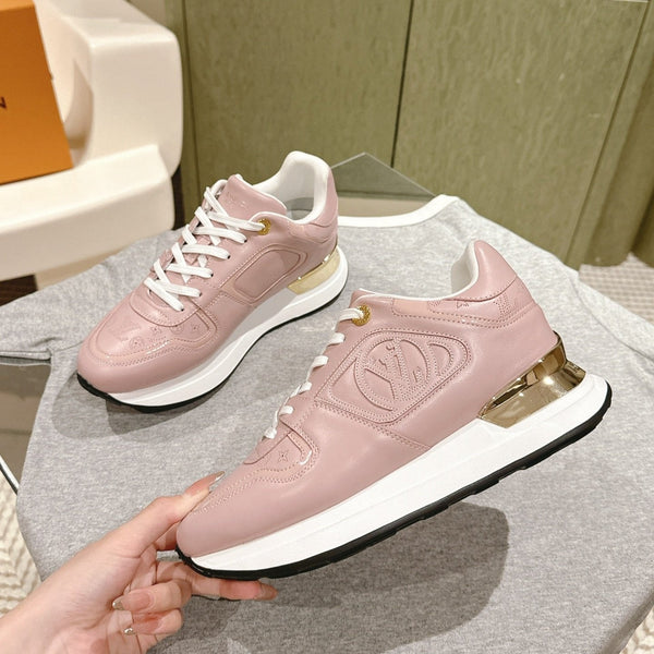LV Neo Run Away Sneaker 50mm in pelle di vacchetta color quarzo rosa
