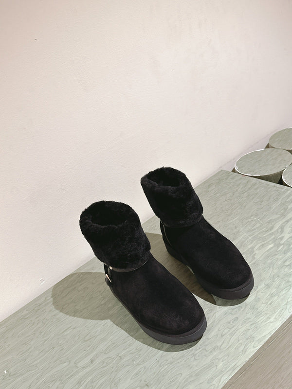 Stivaletto con plateau LV Aspen in pelle scamosciata nera/shearling 450430