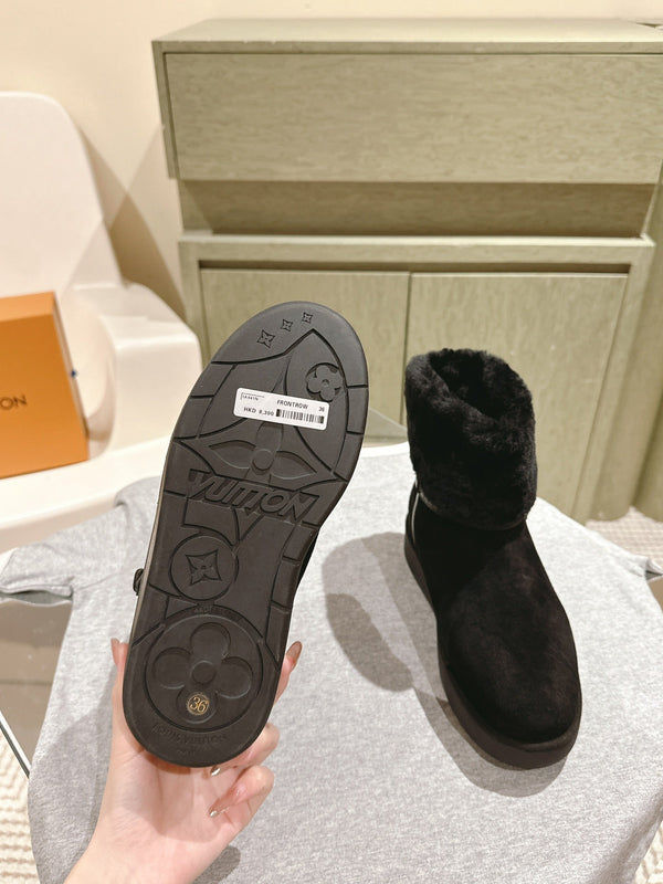 Stivaletto con plateau LV Aspen in pelle scamosciata nera/shearling 450430