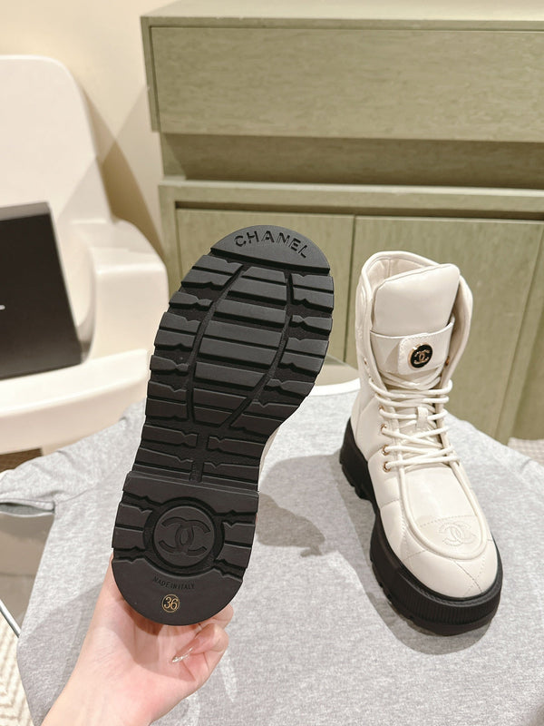 MARTIN BOOTS IN WHITE EMBROIDERED CALFSKIN