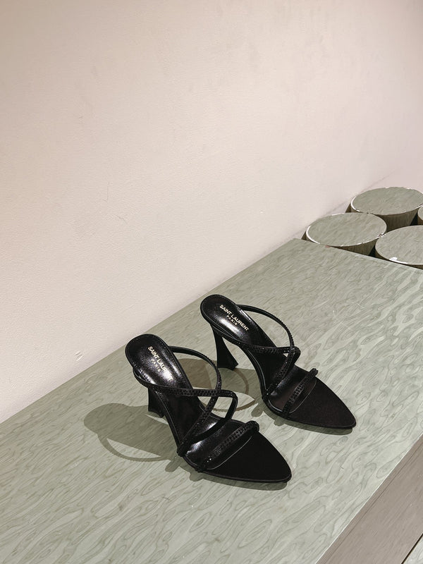 MULE TACCO ALTO 10 CM IN RASO NERO CON STRASS