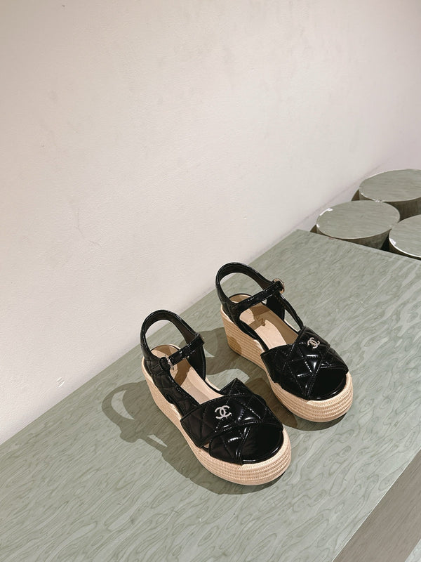 CC 25ss Espadrille Sandals 85mm Black Quited Sheepskin 462242