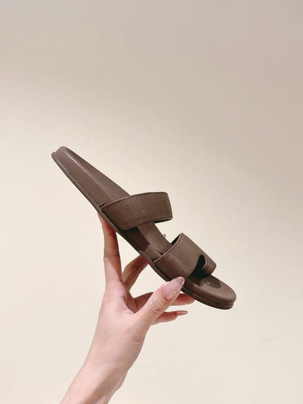 The Row Hugh Slides Brown Cowhide Rubber 451283