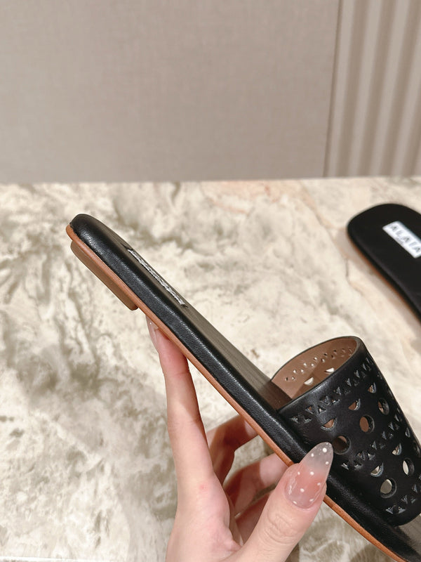 Alaia 2025 Hollow Slippers Black Leather 293653