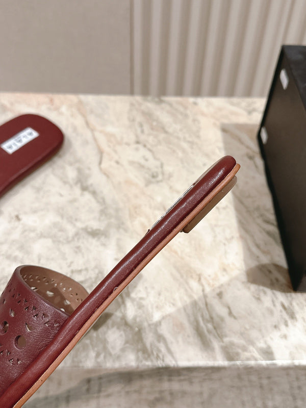 Alaia 2025 Hollow Slippers Red Leather 293654